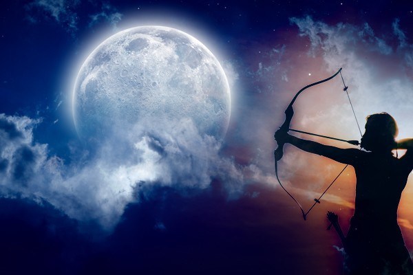 A powerful Full Moon Eclipse in Sagittarius